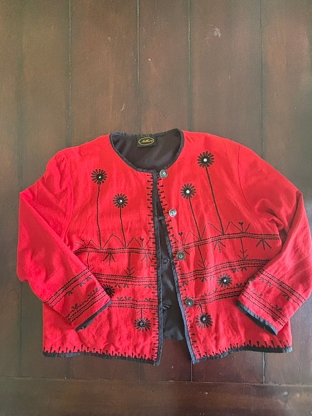 Allure Women's Embroidered Jacket – Estimated Size Large